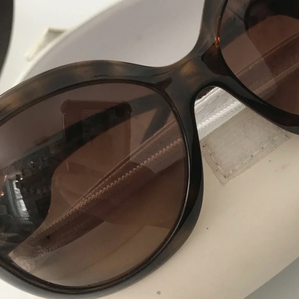 Like-new Dolce & Gabbana Tortoiseshell Sunglasses - Picture 9 of 11